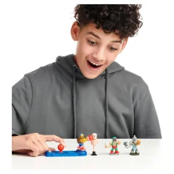 AKEDO Figuras De Acción*- Starter pack - Set de 3 figuras con mando (varios modelos)