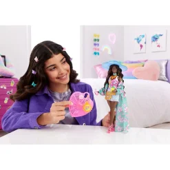 MATTEL Muñecas*Barbie - Muñeca articulada con conjunto de moda y accesorios de viaje ㅤ