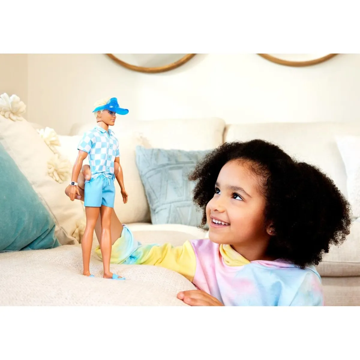 MATTEL Muñecas*Barbie - Muñeco Ken en traje de baño con accesorios playa ㅤ