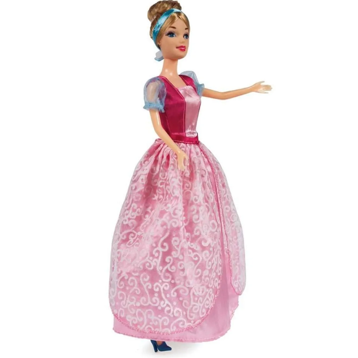 PRINCESAS DISNEY Muñecas*Cenicienta y su carruaje mágico