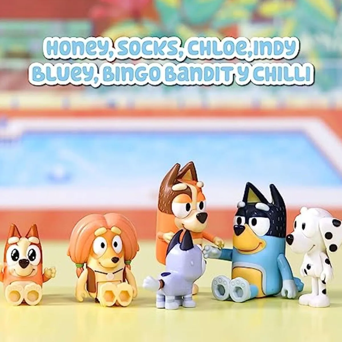 FAMOSA Coleccionables Y Mini Mundos*- Bluey - Pack Figuras Familia y Compañeros de Colección Serie Dibujos Infantil ㅤ