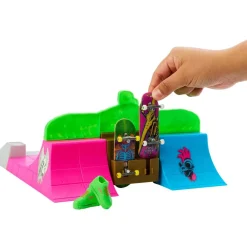 MATTEL Vehículos Y Circuitos*Hot Wheels - Fingerskateboards pista Tony Hawk con zapata