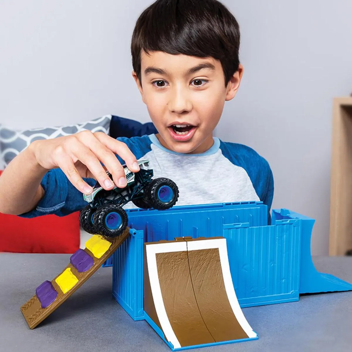 CONCENTRA (POT) Vehículos Y Circuitos*Monster Jam - Playsets Surtidos (varios modelos)