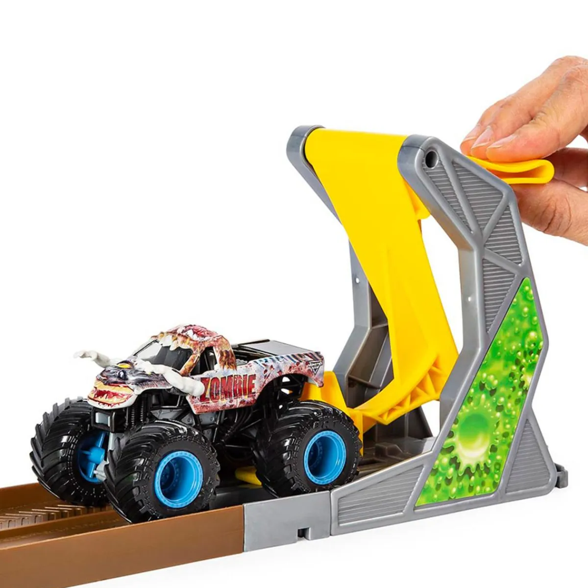 CONCENTRA (POT) Vehículos Y Circuitos*Monster Jam - Playsets Surtidos (varios modelos)