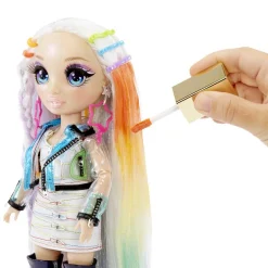RAINBOW HIGH Coleccionables Y Mini Mundos*- Muñeca Hair Studio