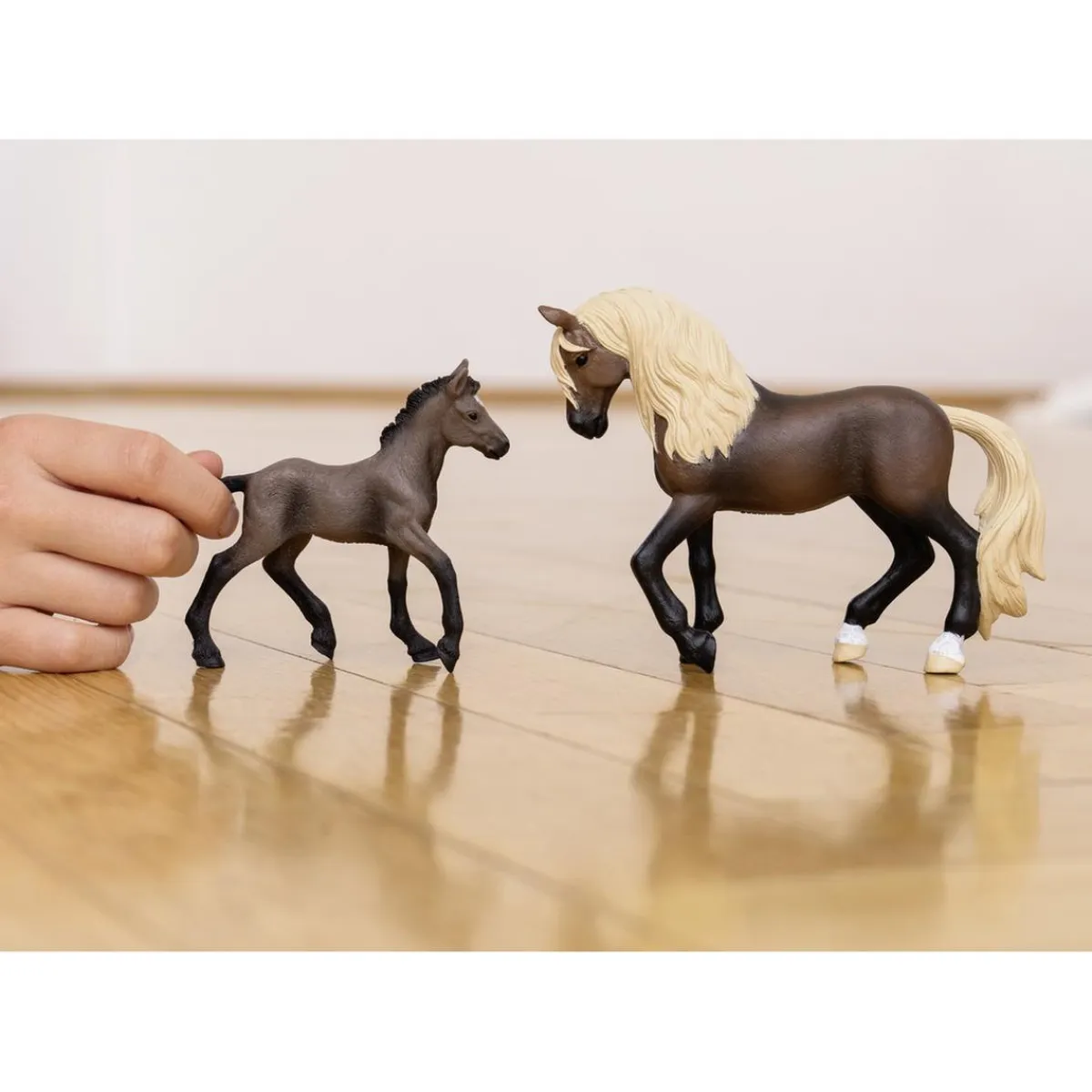 SCHLEICH Coleccionables Y Mini Mundos*- Equino Paso Peruano Juguete ㅤ