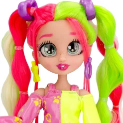 IMC Muñecas*Serie 1 VIP Girls: muñeca Chloe ㅤ