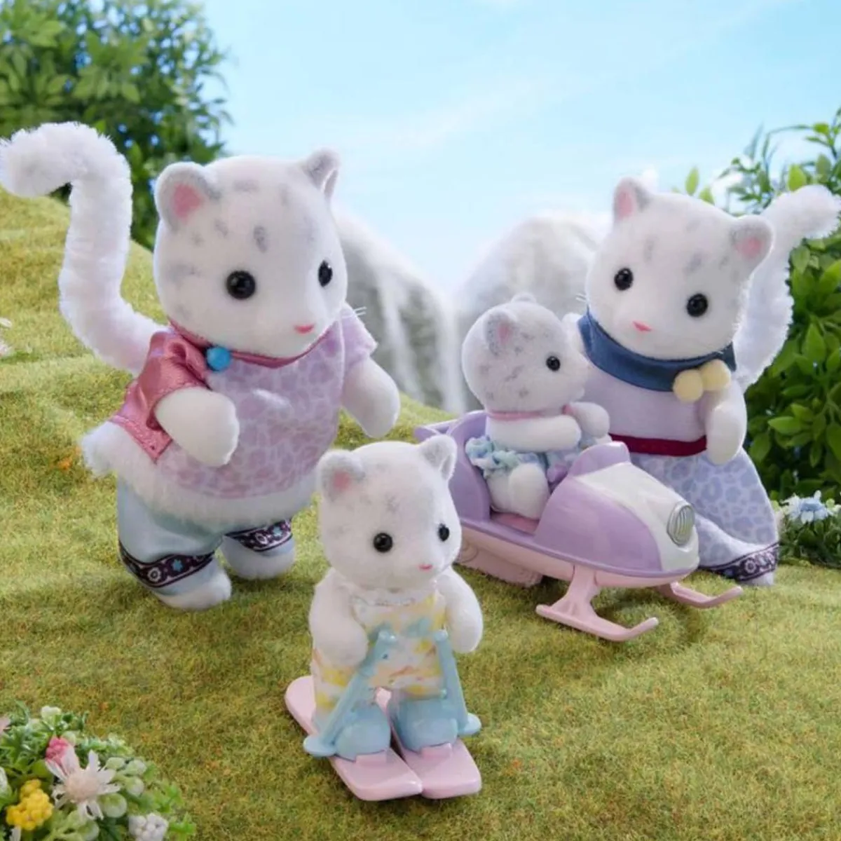 EPOCH PARA IMAGINAR S.L. Coleccionables Y Mini Mundos*Sylvanian Families - Familia leopardo de las nieves