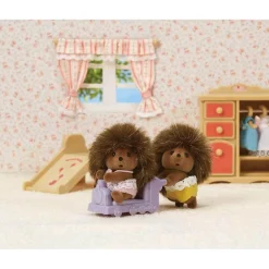 SYLVANIAN FAMILIES Coleccionables Y Mini Mundos*- Set 2 figuras erizos gemelos