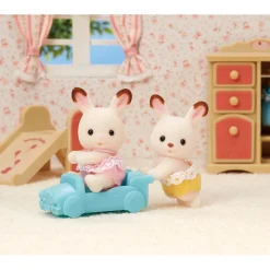 SYLVANIAN FAMILIES Coleccionables Y Mini Mundos*- Set 2 figuras conejos gemelos
