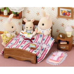 EPOCH PARA IMAGINAR S.L. Coleccionables Y Mini Mundos*Sylvanian Families - Set de accesorio cama semi-doble para muñecas Sylvanian Families ㅤ
