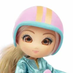 FAMOSA Muñecas*Unique Eyes - Muñeca y Scooter (varios modelos)